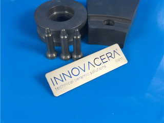 Low Bulk Density Widely Used Silicon Nitride Ceramic Pin Block Ring